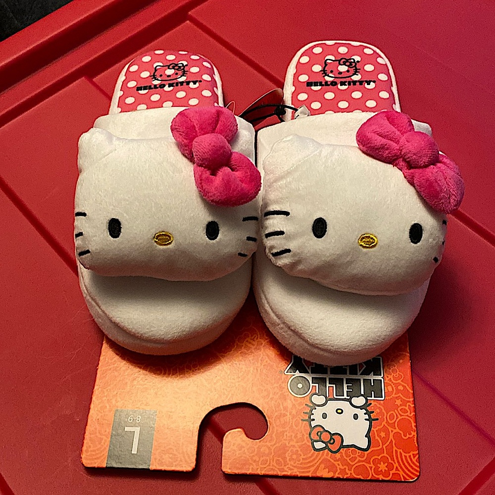 Hello Kitty Plush 3D Head Pink Bow and Polka Dot Slippers
